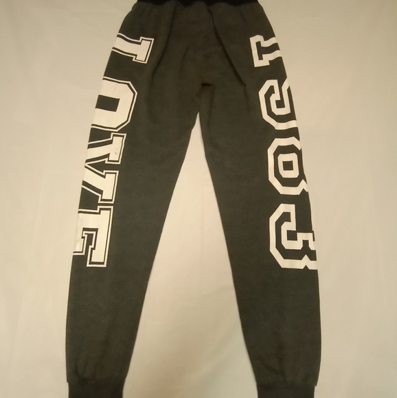 Bottoms up jogging pants - Picture 1 of 3